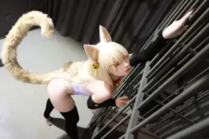 Coser G44: The Enigmatic Charm of Esper Girl Alice (Code 24P) - image 9