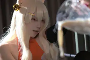 Coser G44: The Enigmatic Charm of Esper Girl Alice (Code 24P) - image 0