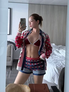 Chi Pu Sets Social Media Ablaze with High-Fashion Curves and Luxury Views - image 6