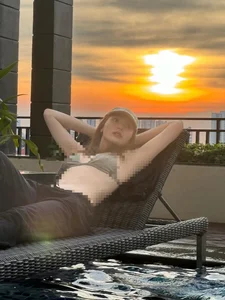 Summer Heat: Top Vietnamese Celebrities Showcase the Latest Bikini Trends and Fitness - image 3