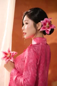 Elegant Pink Silk Ao Dai - Traditional Vietnamese Dress for Weddings and Special Occasions | Soft Pink Silk Fashion - image 1