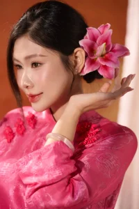 Elegant Pink Silk Ao Dai - Traditional Vietnamese Dress for Weddings and Special Occasions | Soft Pink Silk Fashion - image 3