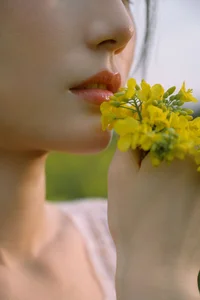 Ethereal Beauty: Xiao Yue Amidst Rapeseed Blooms in Art Language Vol.8948 - image 8