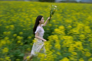 Ethereal Beauty: Xiao Yue Amidst Rapeseed Blooms in Art Language Vol.8948 - image 6