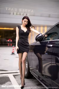 XiuRen No.2241 Yang Chen Chen: Discover the Captivating Charm of a Chinese Model - image 32