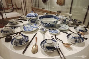 Exploring the Nguyen Dynasty Antiquities Museum on Nguyen Hue Pedestrian Street - image 3