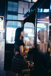 YiTuYu Art Language Vol.6072 Cmz Modern Artistic Portrait Series - image 12