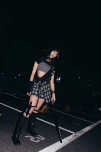 YiTuYu Art Language Vol.6072 Cmz Modern Artistic Portrait Series - image 2