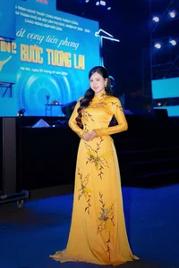 Radiant Beauty of the Yellow Ao Dai at Night - image 6