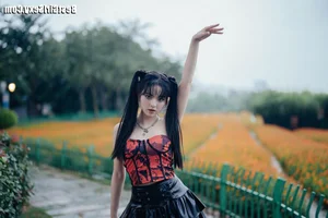 YiTuYu Art Language Vol.4057: Captivating Visuals and Expressive Artistry with Dudu - image 34