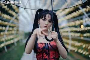 YiTuYu Art Language Vol.4057: Captivating Visuals and Expressive Artistry with Dudu - image 0
