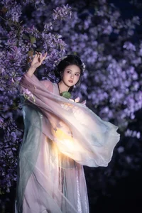 A Dreamy Floral Escape With San Ye Jiang Jiang - image 11