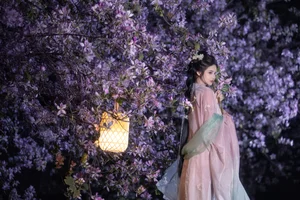 A Dreamy Floral Escape With San Ye Jiang Jiang - image 4