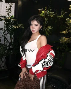 Tiktoker Xuan Ca's Bold Transformation: A New Era of Style and Confidence - image 3