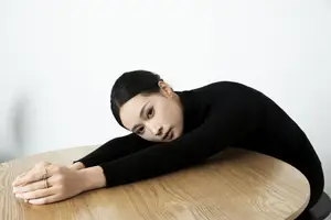Discover Yi Ming Vol. 8805: Elegant, Captivating Beauty in the YiTuYu Collection - image 9