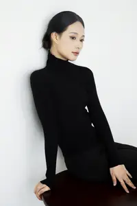 Discover Yi Ming Vol. 8805: Elegant, Captivating Beauty in the YiTuYu Collection - image 18