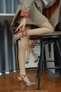 IESS No.1663 Featuring Mei Ko: Sophisticated Fashion and Style - image 20
