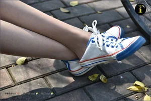 IESS Puhui Collection 033: Model Qiqi in the 16-Year-Old Bicycle Girl Photo Series - image 39