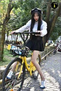 IESS Puhui Collection 033: Model Qiqi in the 16-Year-Old Bicycle Girl Photo Series - image 59