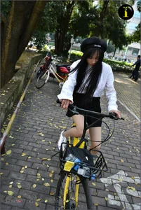 IESS Puhui Collection 033: Model Qiqi in the 16-Year-Old Bicycle Girl Photo Series - image 24