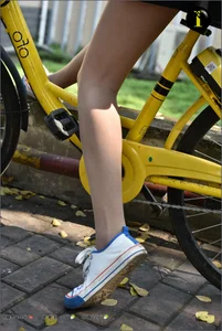 IESS Puhui Collection 033: Model Qiqi in the 16-Year-Old Bicycle Girl Photo Series - image 87