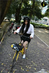 IESS Puhui Collection 033: Model Qiqi in the 16-Year-Old Bicycle Girl Photo Series - image 19