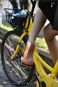 IESS Puhui Collection 033: Model Qiqi in the 16-Year-Old Bicycle Girl Photo Series - image 73