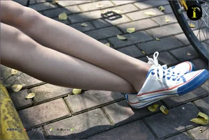 IESS Puhui Collection 033: Model Qiqi in the 16-Year-Old Bicycle Girl Photo Series - image 33