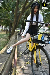 IESS Puhui Collection 033: Model Qiqi in the 16-Year-Old Bicycle Girl Photo Series - image 86