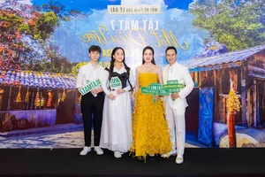 Red Carpet Elegance: Vietnamese Stars Shine at Ly Hai's Highly Anticipated Movie Premiere - image 7