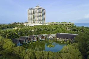 Tet Traditions in Paradise: Cultural Festivities at Phu Quoc’s 5-Star Resorts - image 2