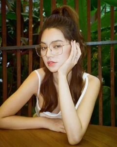 Discover the Timeless Elegance and Fashion Influence of Jolie Nguyen - image 27