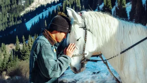 Summer Travel Inspiration: Exploring the Grand Vacation Plans of Khoai Lang Thang, Chan La Cà, and Top Travel Bloggers - image 10
