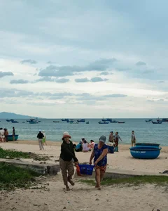 Summer Travel Inspiration: Exploring the Grand Vacation Plans of Khoai Lang Thang, Chan La Cà, and Top Travel Bloggers - image 32