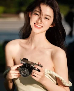 China’s Viral Stream-Bathing Goddess: Captivating Beauty and the Power of Aesthetic Photography - image 3