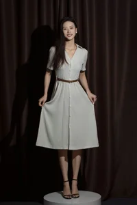 YiTuYu Art Language Vol.4966: A Visual Masterpiece Featuring Chenaling_cl - image 4