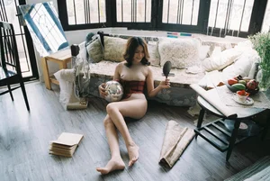Dreamy Beauty Gallery: Capturing the Ethereal Charm of Hoang Huong in Artistic Portraits - image 7
