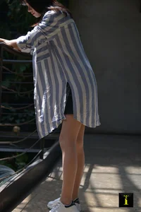 IESS Puhui 153: A Li in the Purest 34-Yard White Sneakers Collection - image 56