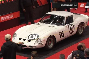 The Legendary White Ferrari 250 GTO: A Multi-Million Dollar Masterpiece of Timeless Elegance - image 6