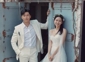 Stunning Korean Celebrity Maternity Style: How Stars Like Kim Tae Hee and Jun Ji Hyun Embrace Pregnancy with Grace and Fashionable Travel Inspiration - image 5