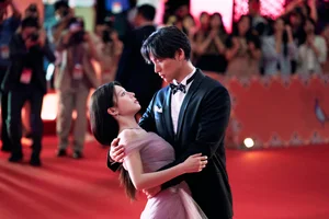 Kim Seon Ho and Go Youn Jung Spark Chemistry in New K-Drama 'Can This Love Be Translated?' - image 19