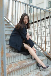 Urban Aesthetic Showcase: IESS No.1630 Featuring Xiao Jiu - image 32