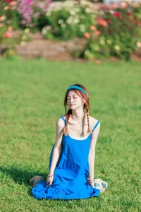 YiTuYu Art Language Vol.4899: The Stunning Visual Journey of Model Bu Zai in Modern Photography - image 43