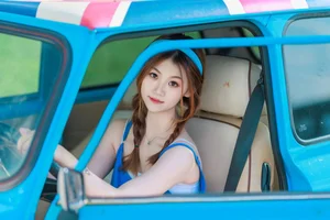 YiTuYu Art Language Vol.4899: The Stunning Visual Journey of Model Bu Zai in Modern Photography - image 33