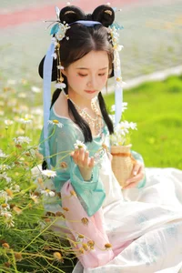 YiTuYu Art Language Vol.4672: Capturing the Graceful Presence of You Er Bai Bai - image 21