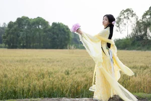 The Artistic Vision of Ruo Ruo Yuu: YiTuYu Art Language Vol.4158 Collection - image 1