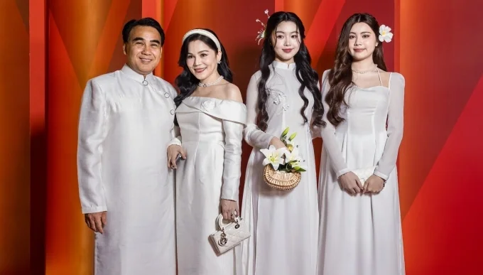 Perfect Harmony: Truong Giang and Nha Phuong Showcase Coordinated Elegance on the Red Carpet