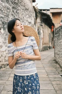 YiTuYu Art Language Vol.7841: The Enchanting Visuals of Hu Die Mei Mei - image 22