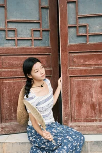 YiTuYu Art Language Vol.7841: The Enchanting Visuals of Hu Die Mei Mei - image 0