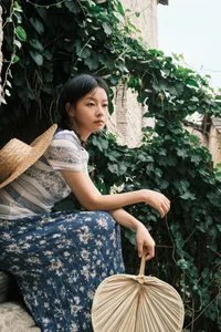 YiTuYu Art Language Vol.7841: The Enchanting Visuals of Hu Die Mei Mei - image 17